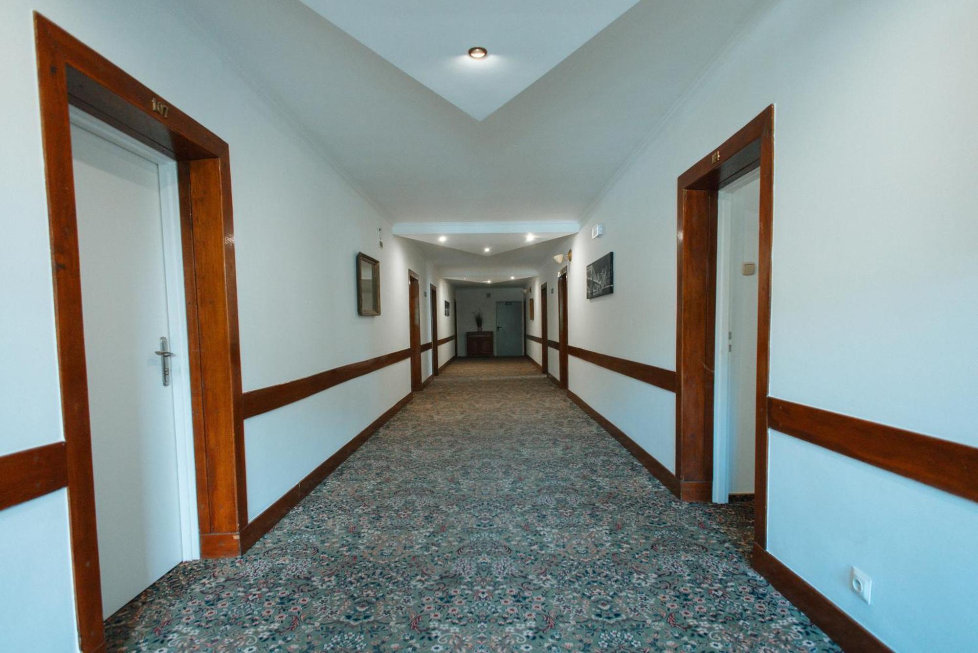 Hotel Marko プシェムィシル エクステリア 写真