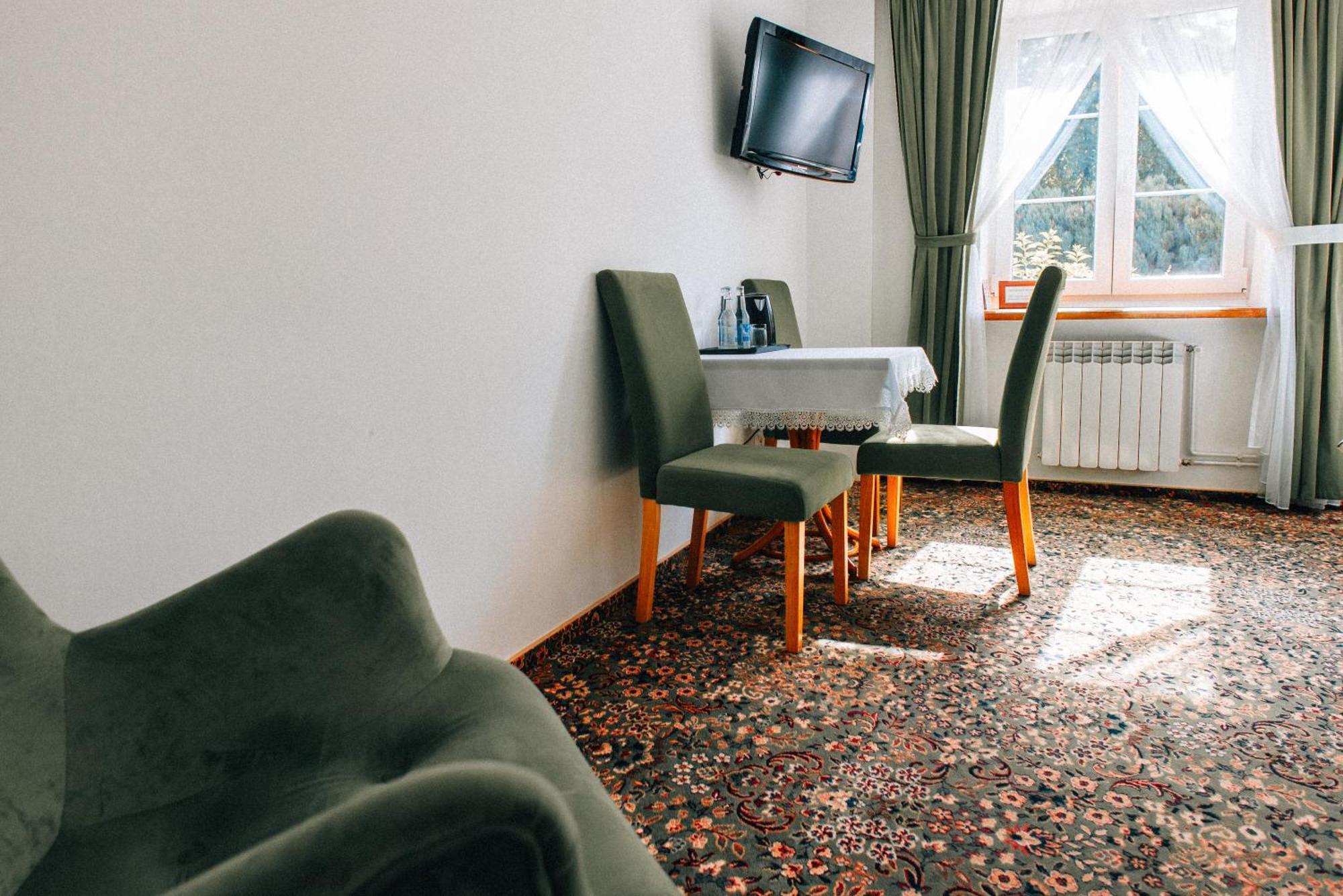 Hotel Marko プシェムィシル エクステリア 写真